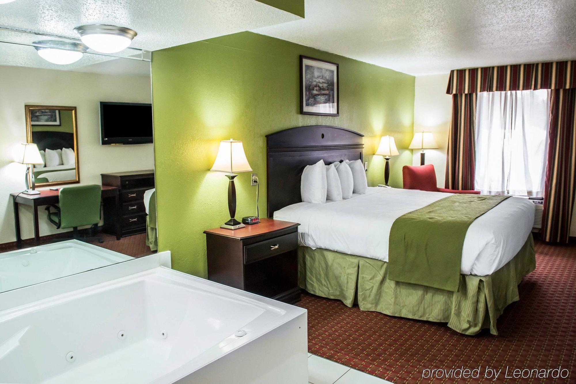 Quality Inn Chipley I-10 At Exit 120 Eksteriør billede